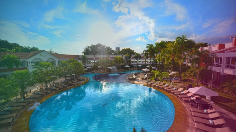 Los Tajibos crea un oasis de entretenimiento con Nonius TV & Cast