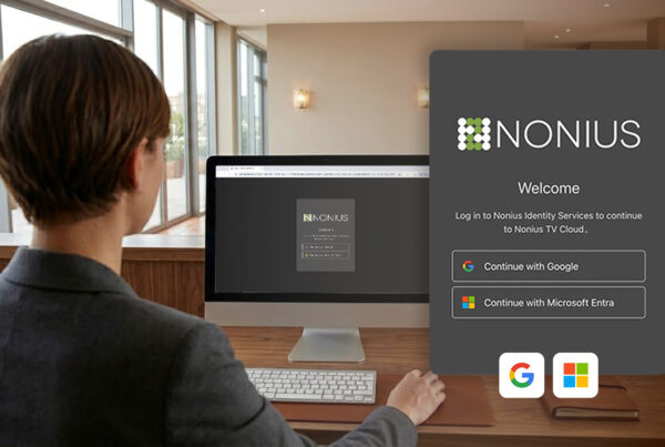 El personal del hotel accede de forma segura a las plataformas de Nonius mediante el inicio de sesión único con autenticación de Microsoft y Google, en cumplimiento de las normas ISO 27001 y SOC 2